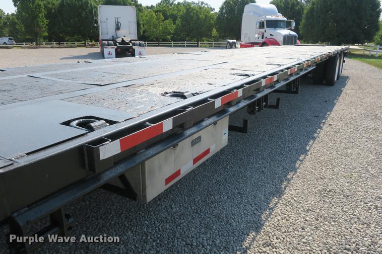 image for item DE3792 1993 Trail King TK70LC-532 drop deck trailer