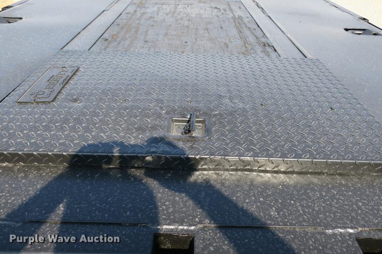 image for item DE3792 1993 Trail King TK70LC-532 drop deck trailer