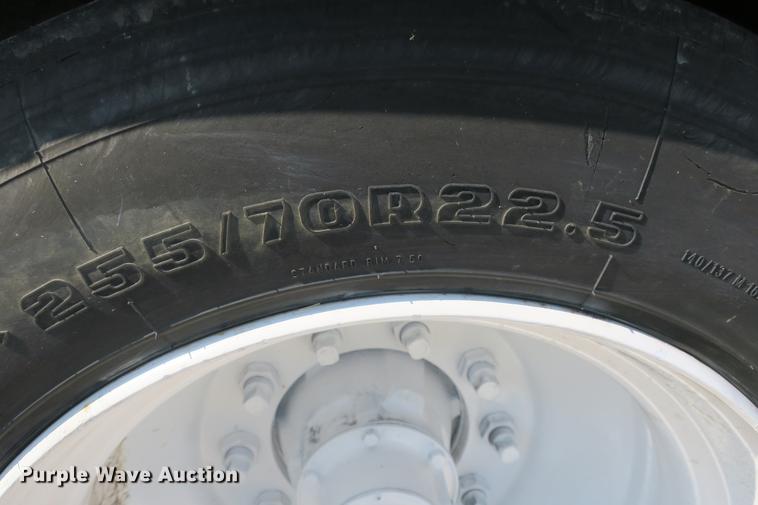 image for item DE3792 1993 Trail King TK70LC-532 drop deck trailer