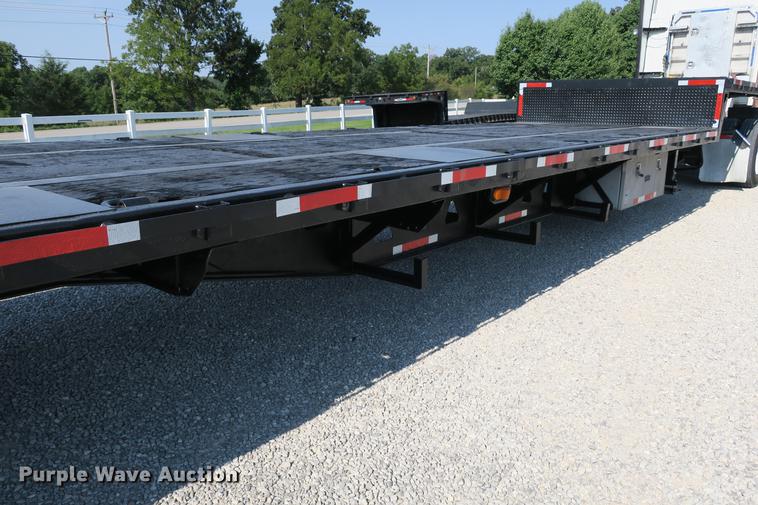 image for item DE3792 1993 Trail King TK70LC-532 drop deck trailer