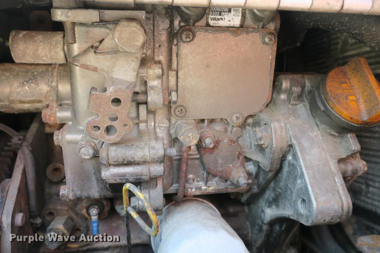 image for item DE3793 2012 Peterbilt 386 semi truck