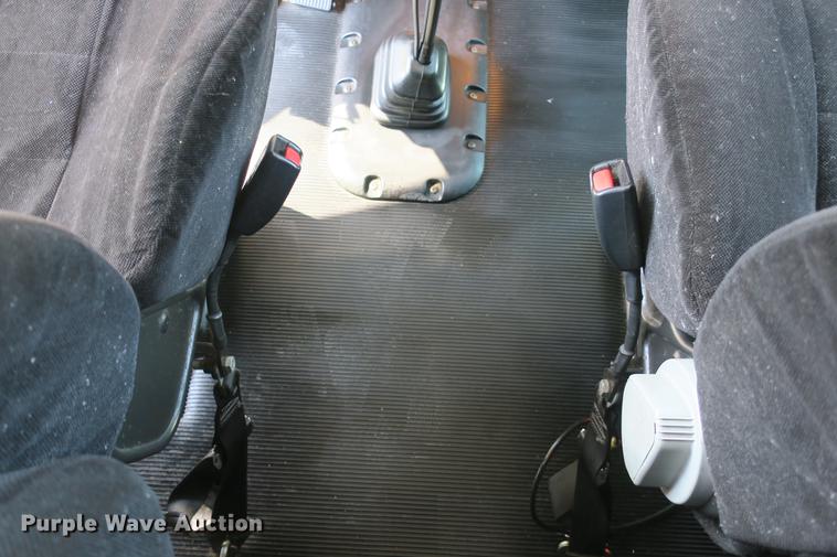 image for item DE3793 2012 Peterbilt 386 semi truck