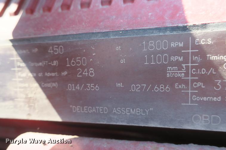 image for item DE3794 2012 Peterbilt 386 semi truck