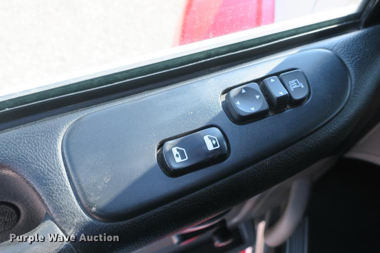 image for item DE3794 2012 Peterbilt 386 semi truck