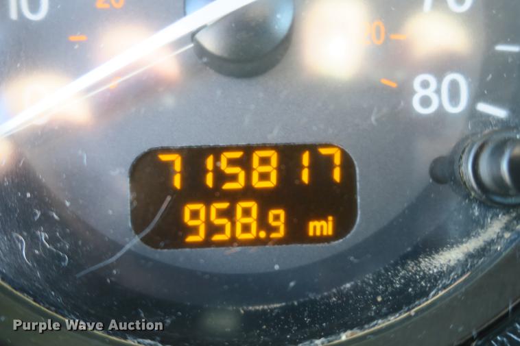 image for item DE3794 2012 Peterbilt 386 semi truck