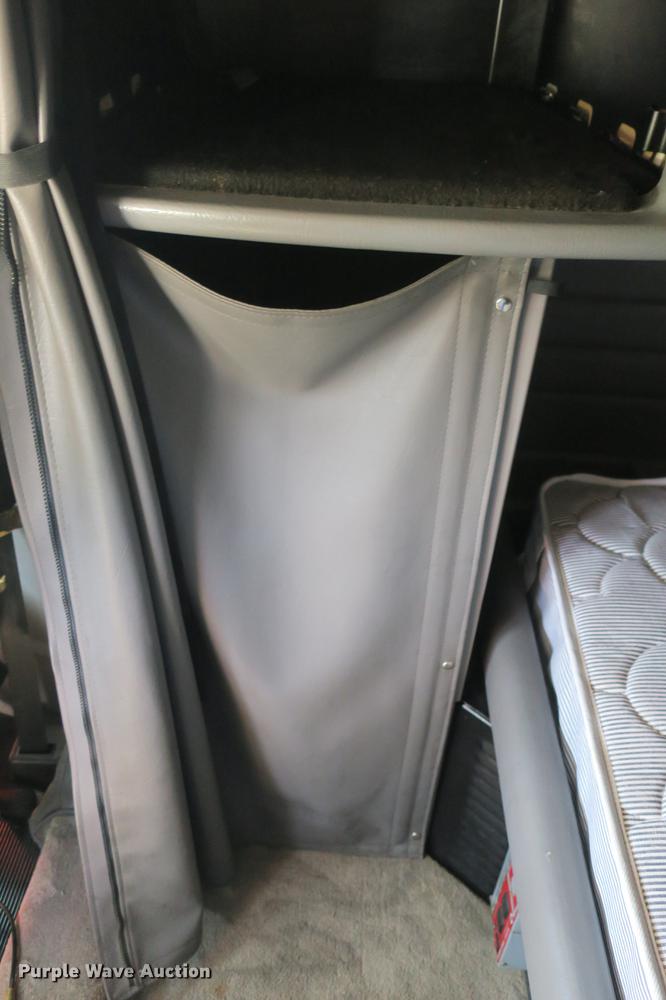 image for item DE3794 2012 Peterbilt 386 semi truck