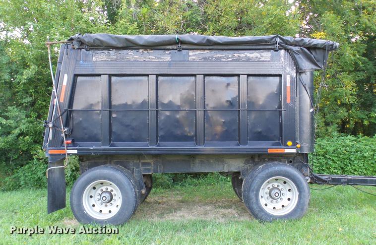 image for item DE5116 1980 Cleg end dump trailer