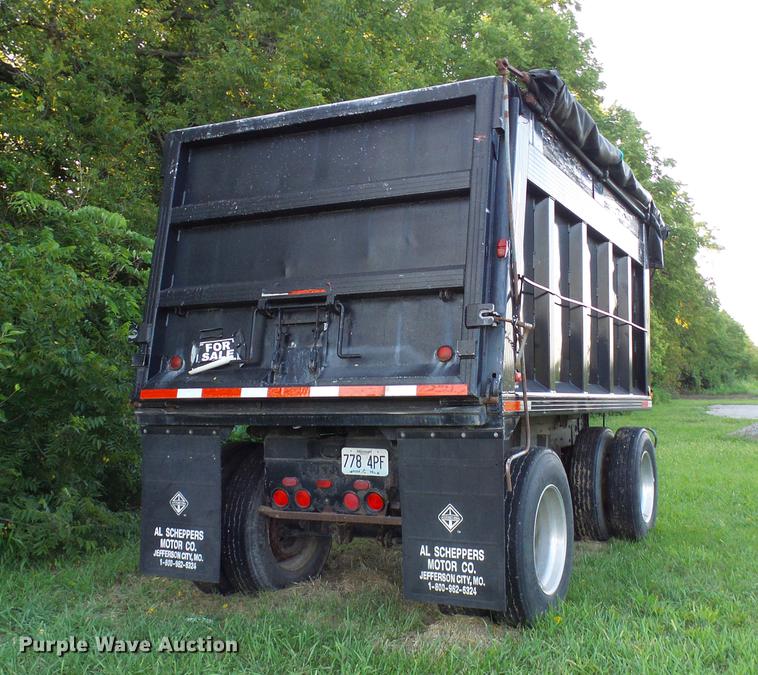 image for item DE5116 1980 Cleg end dump trailer