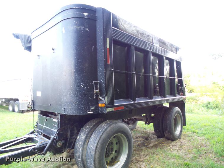 image for item DE5116 1980 Cleg end dump trailer