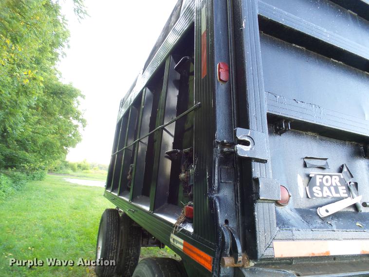 image for item DE5116 1980 Cleg end dump trailer