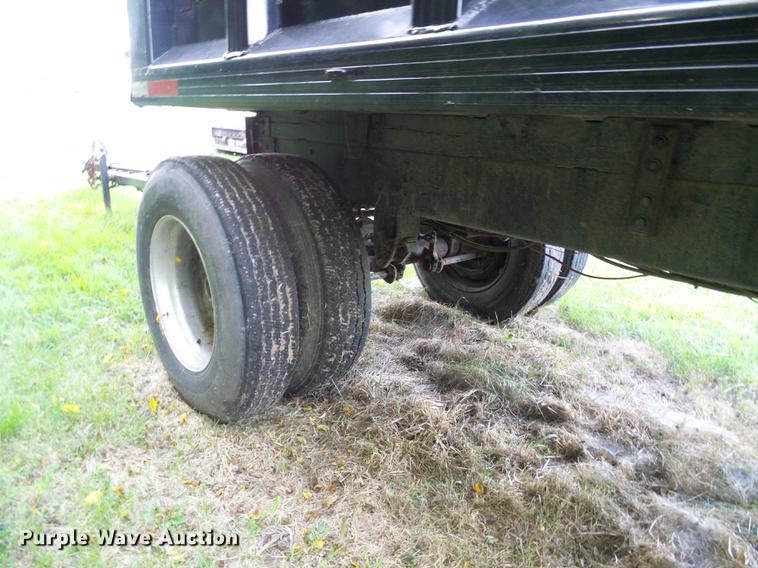 image for item DE5116 1980 Cleg end dump trailer