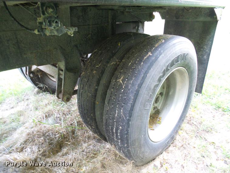 image for item DE5116 1980 Cleg end dump trailer