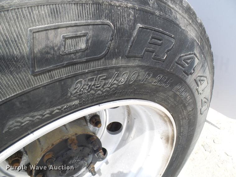 image for item DE5159 2007 Freightliner Columbia 120 semi truck