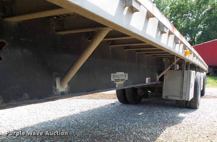 image for item DE5160 2002 Wilson CF900 flatbed trailer