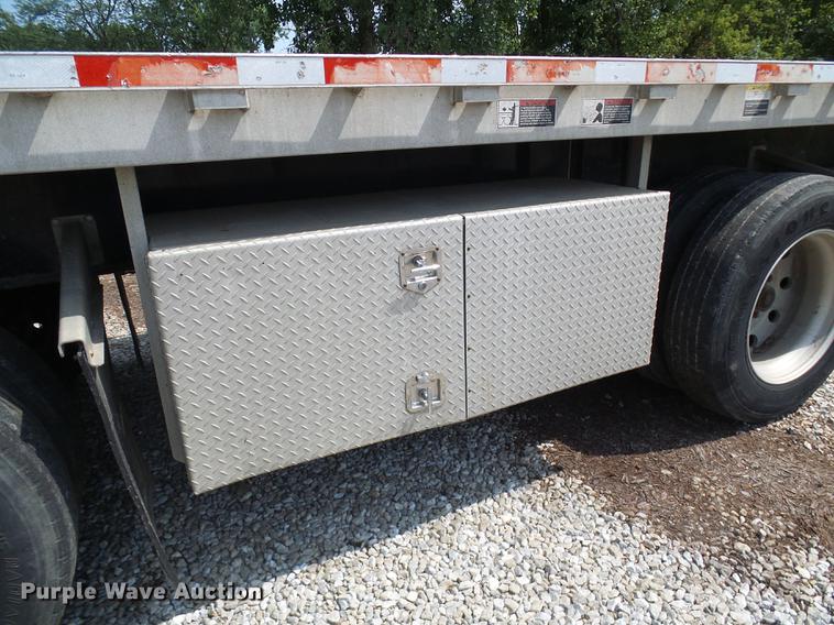 image for item DE5160 2002 Wilson CF900 flatbed trailer