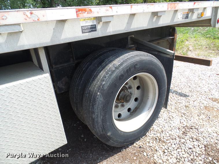 image for item DE5160 2002 Wilson CF900 flatbed trailer