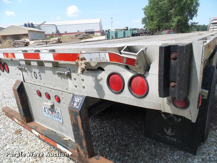 image for item DE5160 2002 Wilson CF900 flatbed trailer