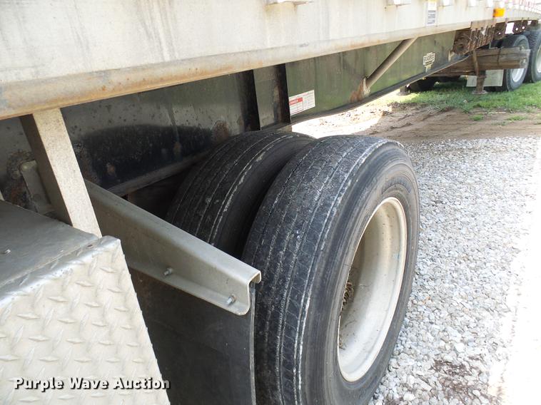 image for item DE5160 2002 Wilson CF900 flatbed trailer