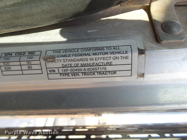 image for item EN9615 2006 Peterbilt 379 semi truck