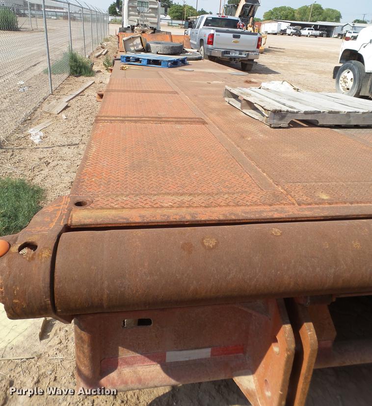 image for item EN9619 1982 Load King 403LF equipment trailer