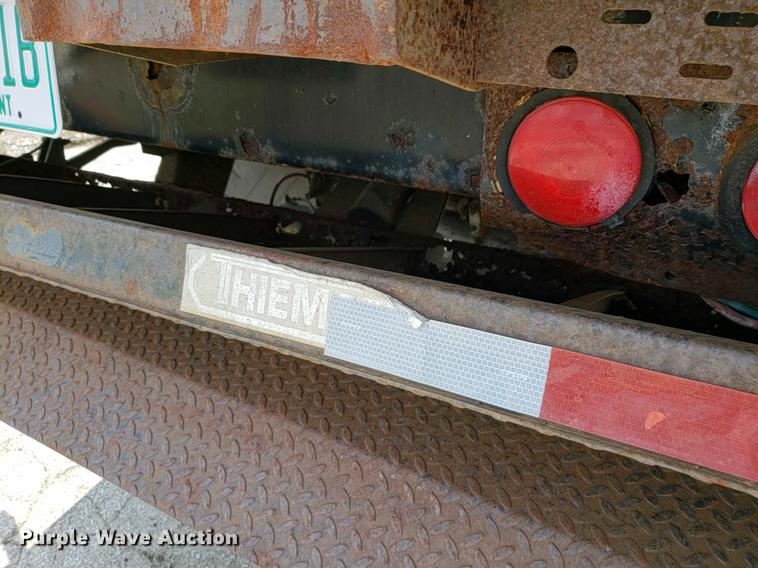 image for item G1298 1997 Dorsey dry van trailer