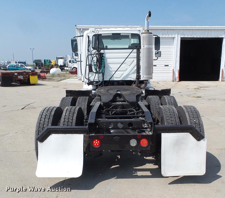 image for item L5700 2012 International ProStar semi truck