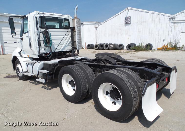 image for item L5700 2012 International ProStar semi truck