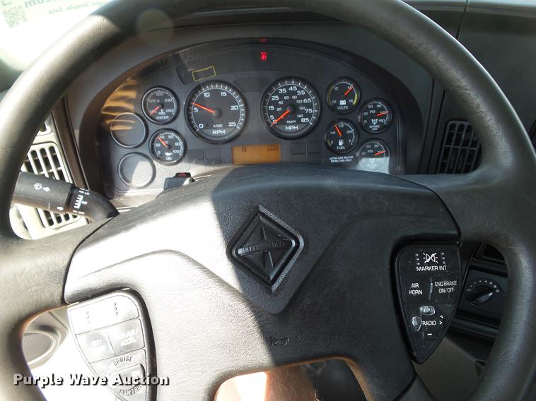 image for item L5700 2012 International ProStar semi truck