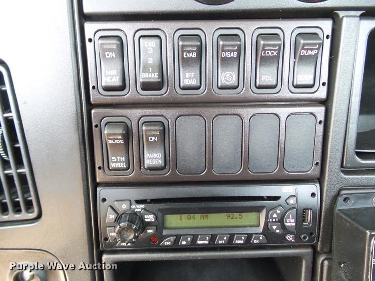 image for item L5700 2012 International ProStar semi truck