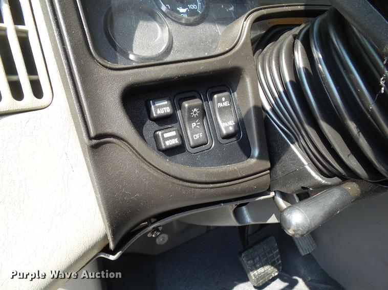 image for item L5700 2012 International ProStar semi truck