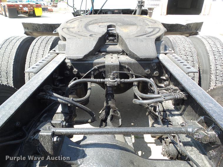 image for item L5700 2012 International ProStar semi truck