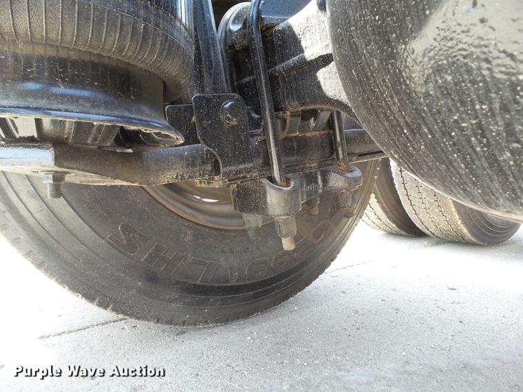 image for item L5700 2012 International ProStar semi truck