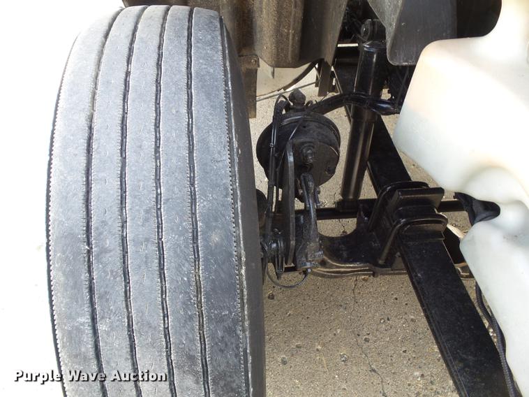 image for item L5700 2012 International ProStar semi truck