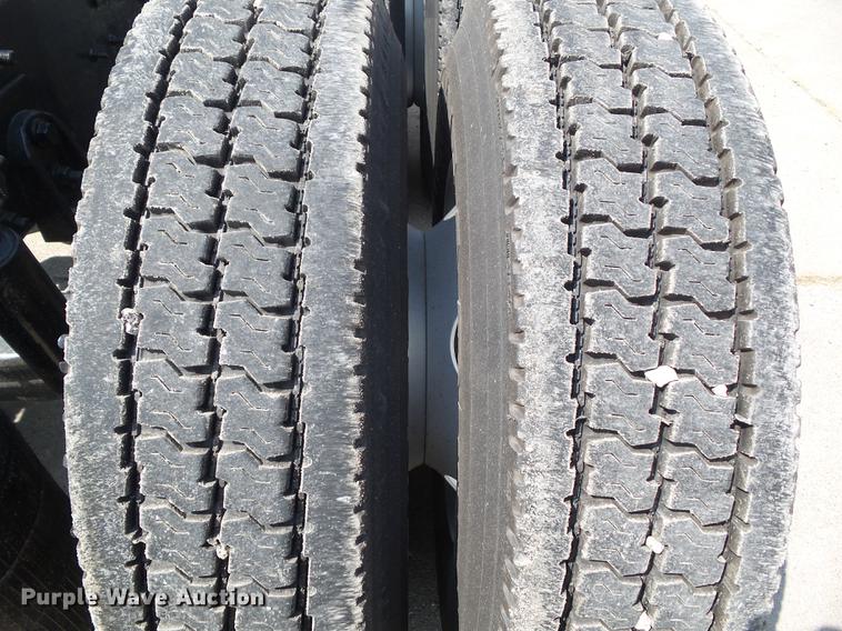 image for item L5700 2012 International ProStar semi truck