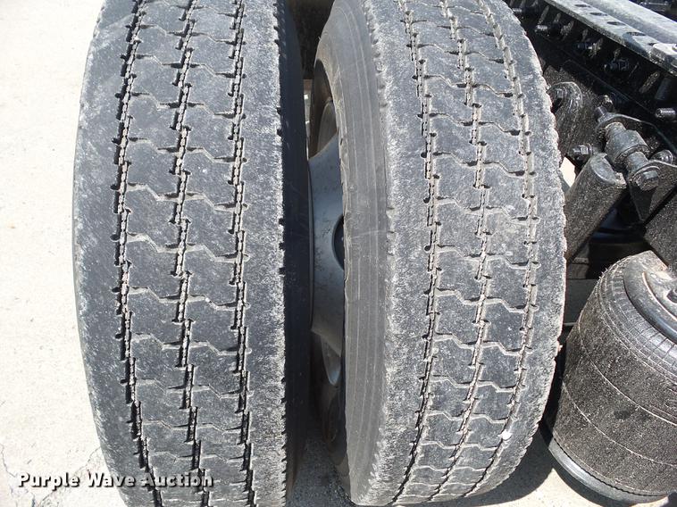 image for item L5700 2012 International ProStar semi truck