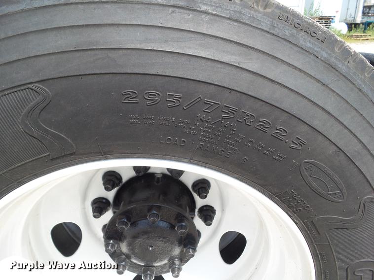 image for item L5700 2012 International ProStar semi truck