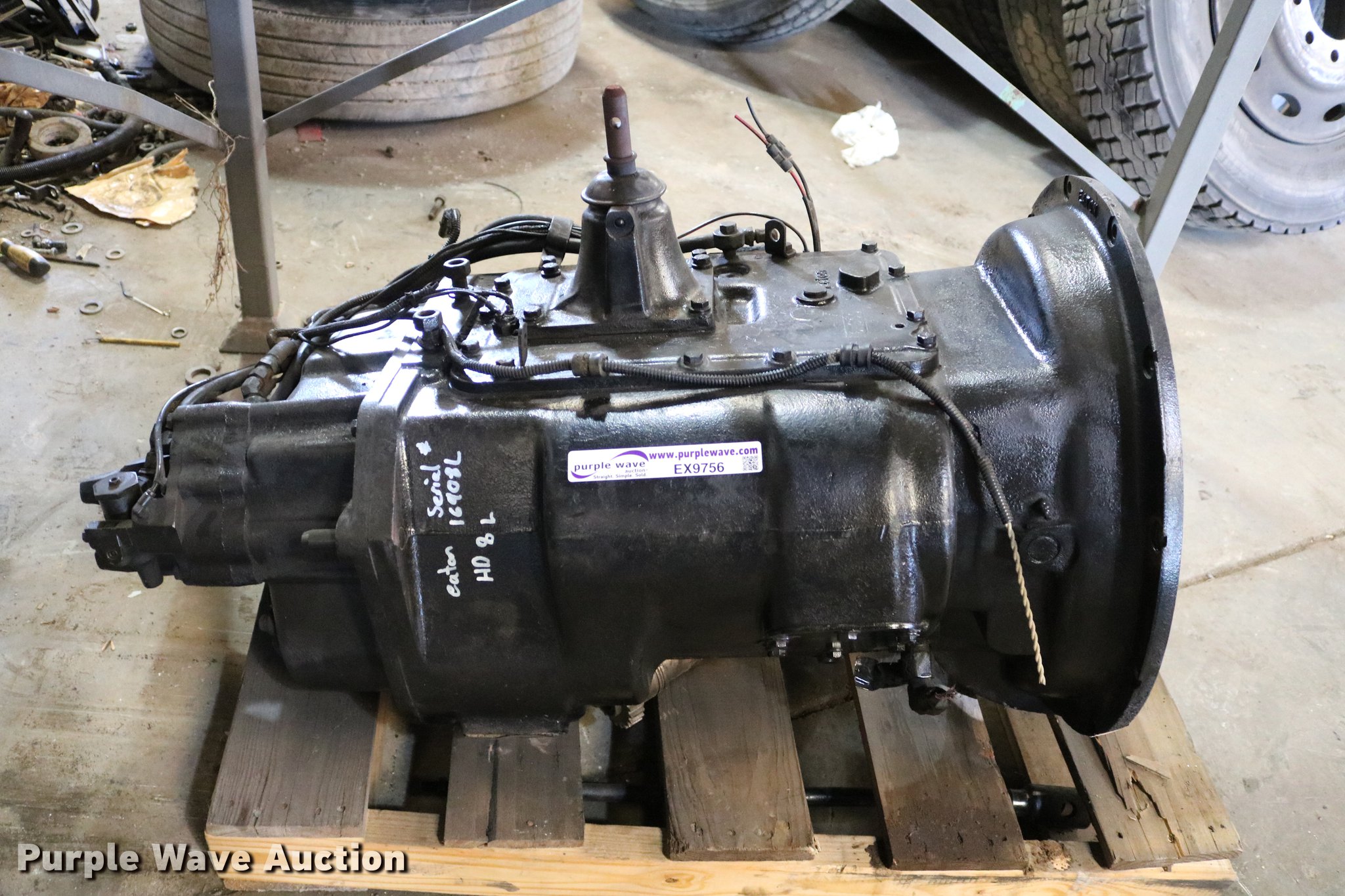 Eaton Fuller eight speed manual transmission in Russell, KS Item
