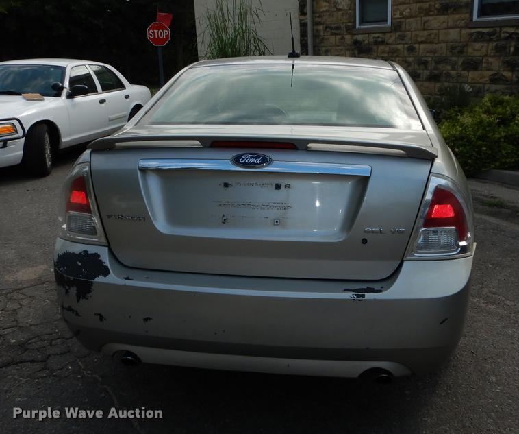 image for item DB8279 2007 Ford Fusion SEL