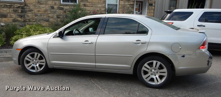 image for item DB8279 2007 Ford Fusion SEL