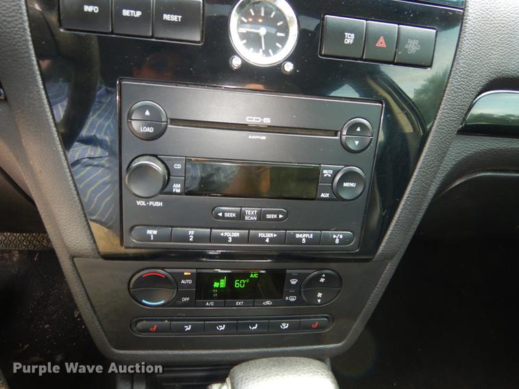 image for item DB8279 2007 Ford Fusion SEL