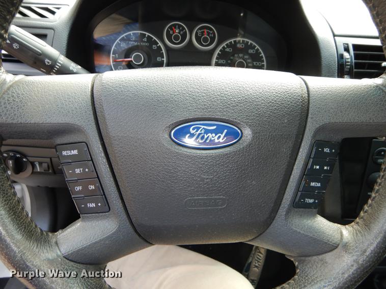 image for item DB8279 2007 Ford Fusion SEL