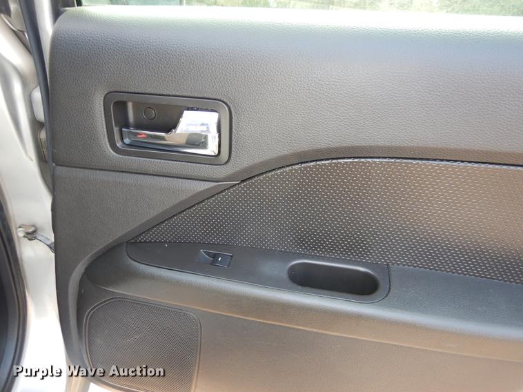 image for item DB8279 2007 Ford Fusion SEL