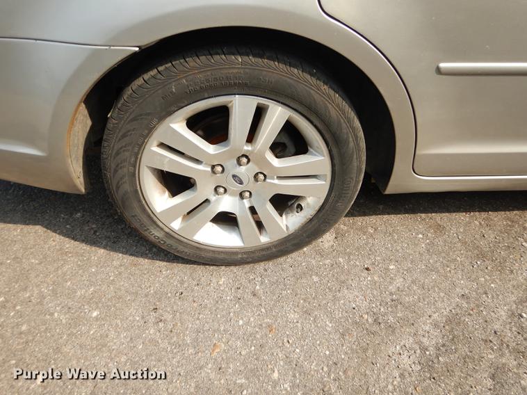 image for item DB8279 2007 Ford Fusion SEL