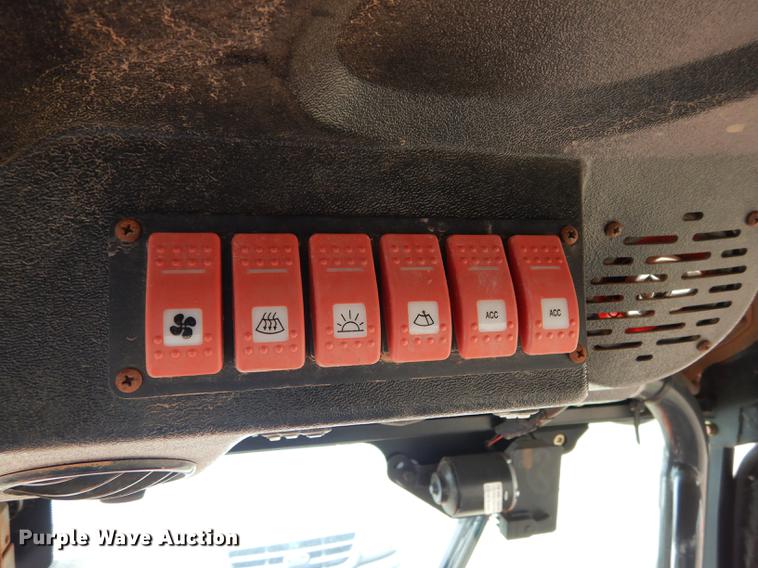 image for item DB8287 2007 Kubota RTV900 utility vehicle