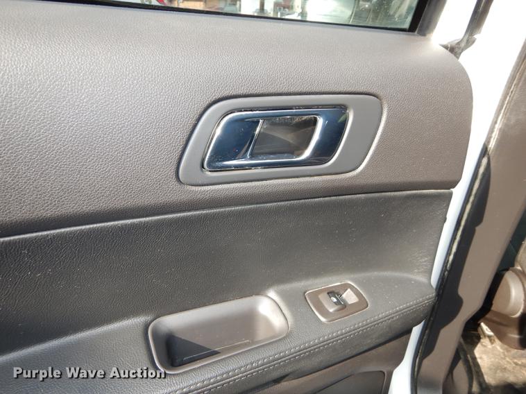 image for item DB8294 2015 Ford Explorer Police SUV