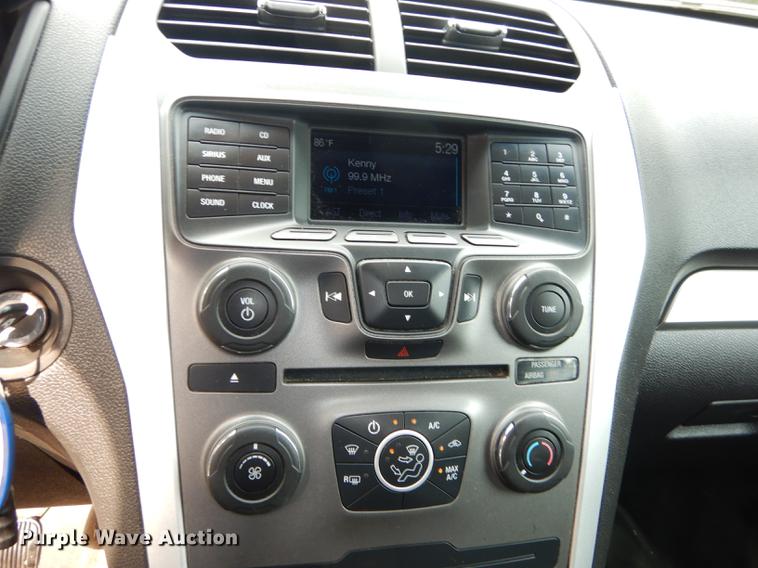 image for item DB8294 2015 Ford Explorer Police SUV