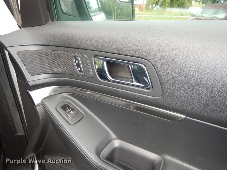 image for item DB8294 2015 Ford Explorer Police SUV