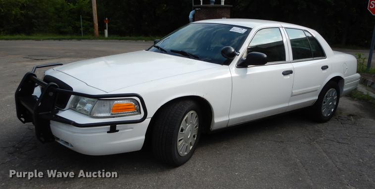 image for item DB8295 2009 Ford Crown Victoria Police Interceptor