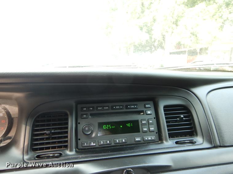 image for item DB8295 2009 Ford Crown Victoria Police Interceptor