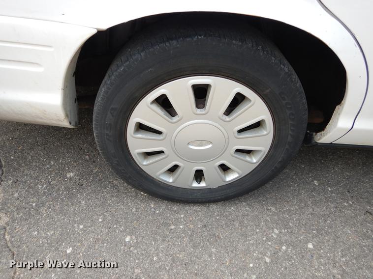 image for item DB8295 2009 Ford Crown Victoria Police Interceptor